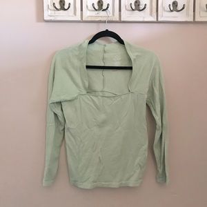 Anthropologie sweater. Size L. Never worn!